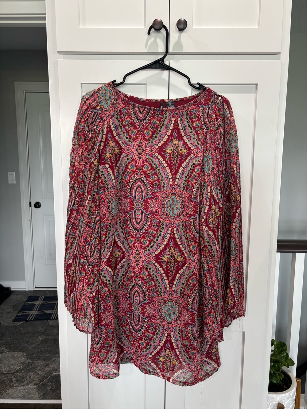 Fire Los Angeles Pink Red Paisley Mini Dress Pleated‎ Long Sleeve Boho Medium